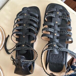 Bali Elf sandals